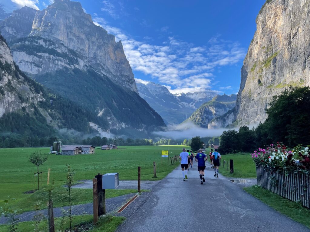 Jungfrau Marathon - Interlaken Zwitserland onderweg mooi uitzicht